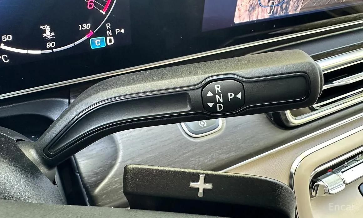 Фото 9 - Mercedes-Benz V-Class