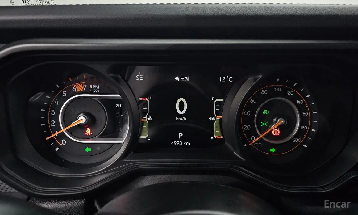 Фото 8 - Jeep Wrangler