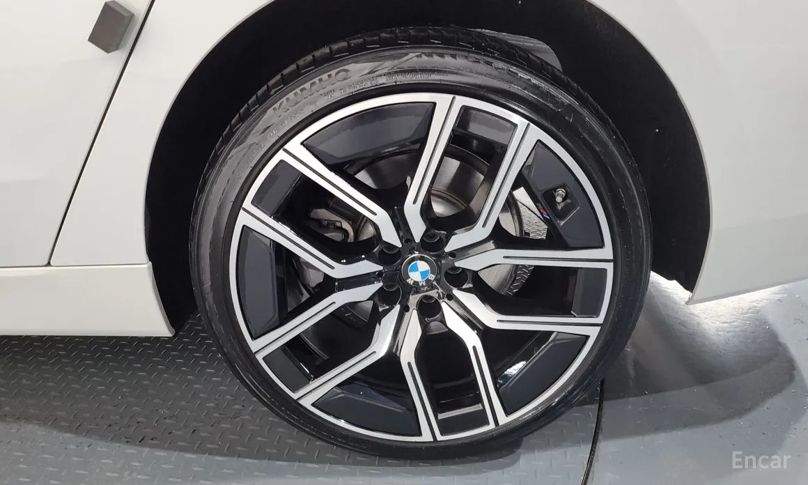 Фото 5 - BMW Gran Turismo