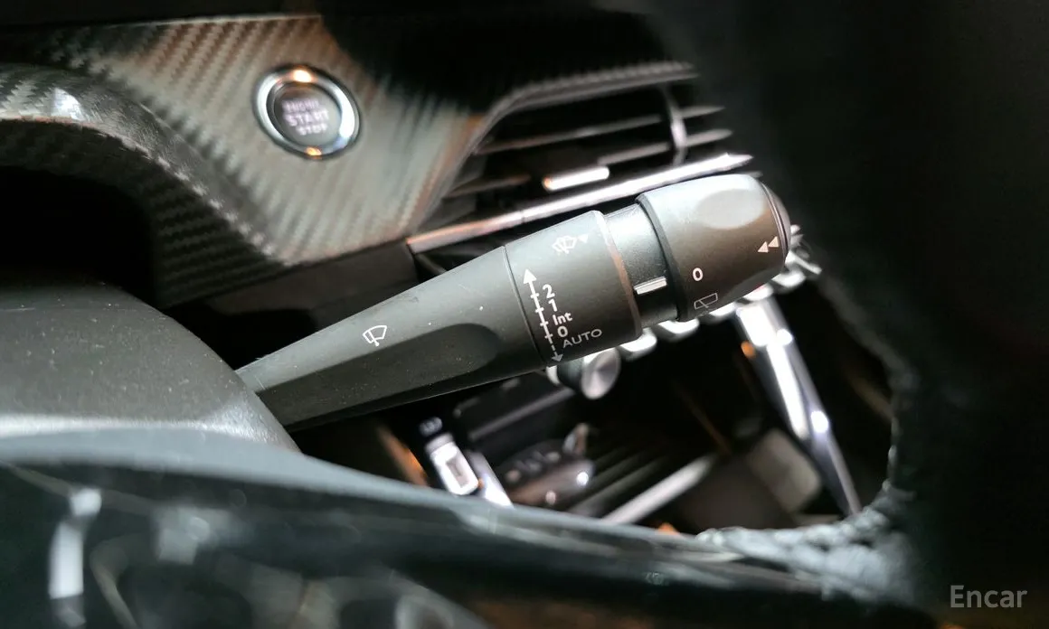 Фото 16 - Peugeot 208