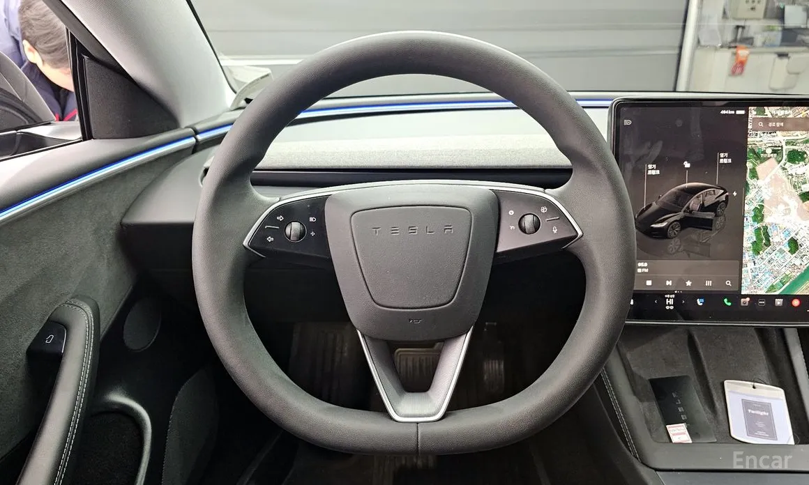 Фото 13 - Tesla Model 3