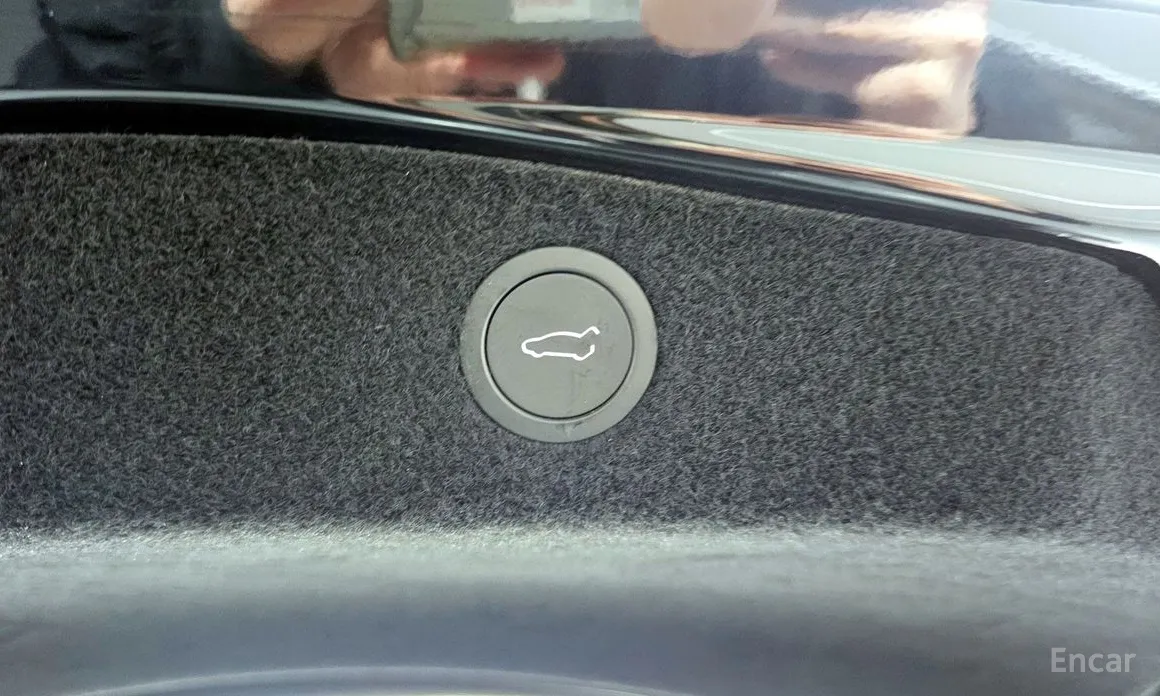 Фото 18 - Tesla Model 3