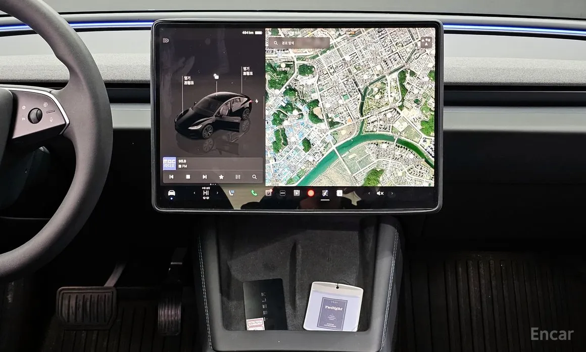 Фото 19 - Tesla Model 3