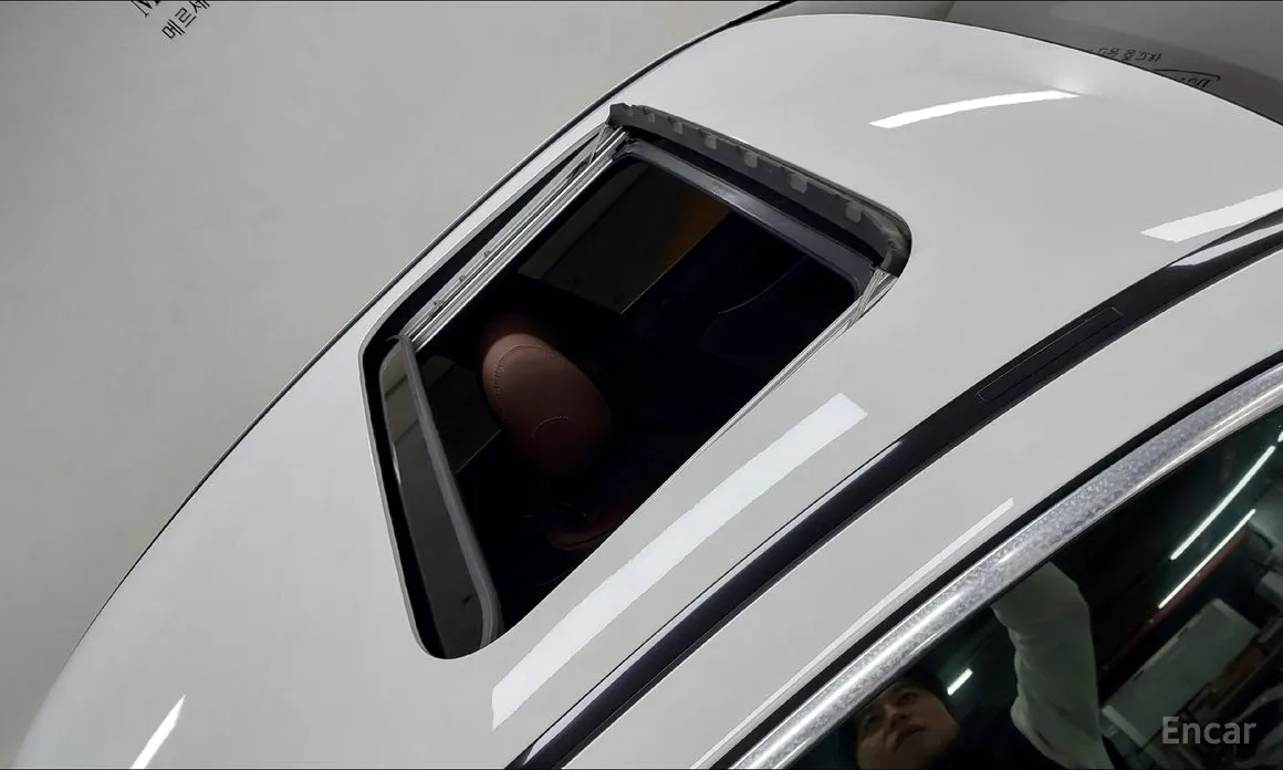 Фото 12 - Mercedes-Benz E-Class