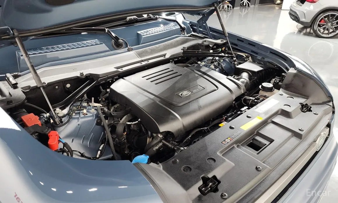 Фото 6 - Land Rover Defender