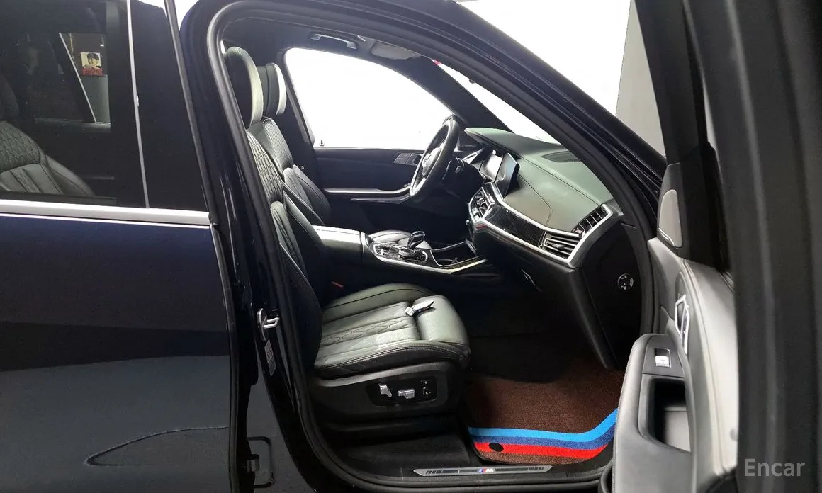 Фото 11 - BMW X7