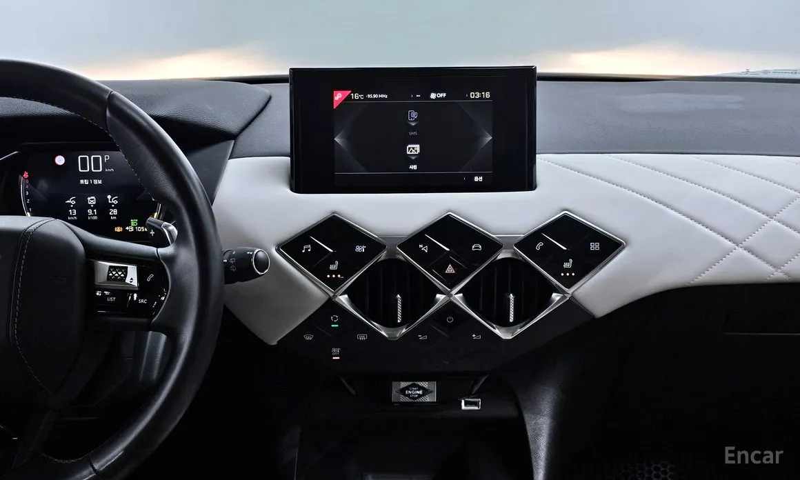 Фото 16 - Citroen DS3