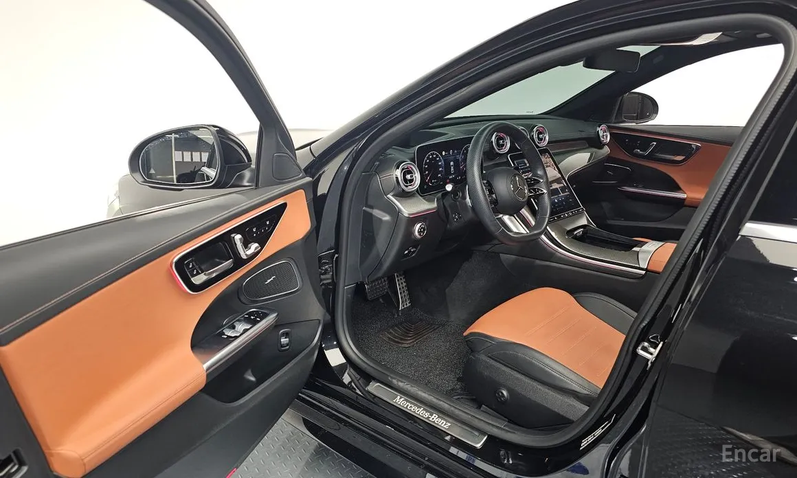 Фото 10 - Mercedes-Benz C-Class