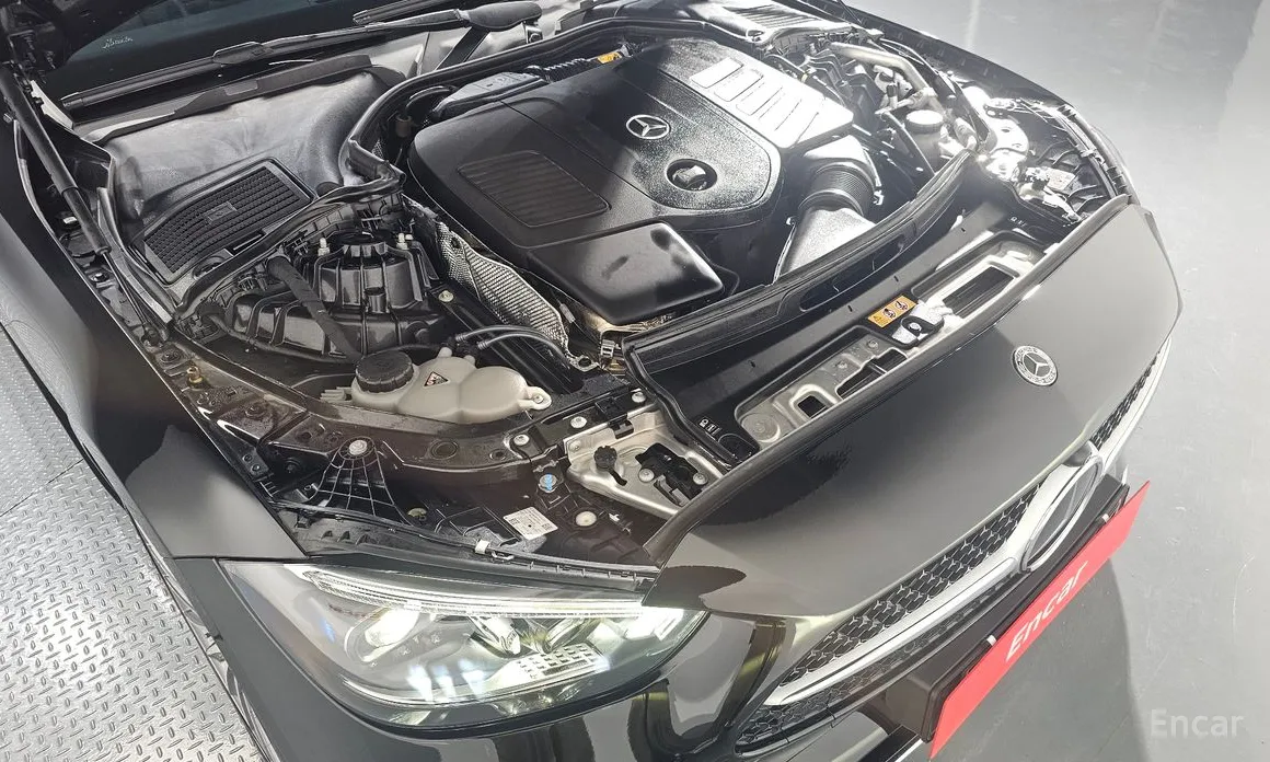 Фото 6 - Mercedes-Benz C-Class