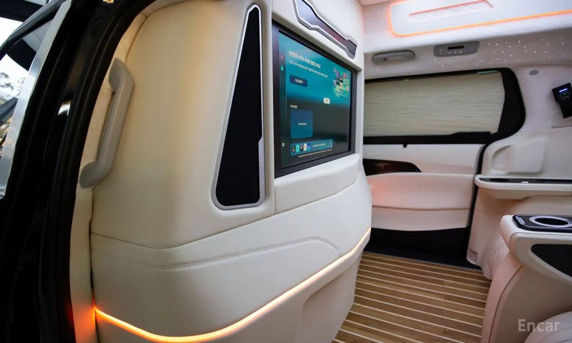 Фото 15 - Kia Carnival