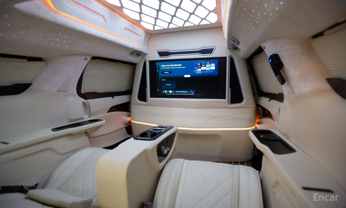 Фото 16 - Kia Carnival