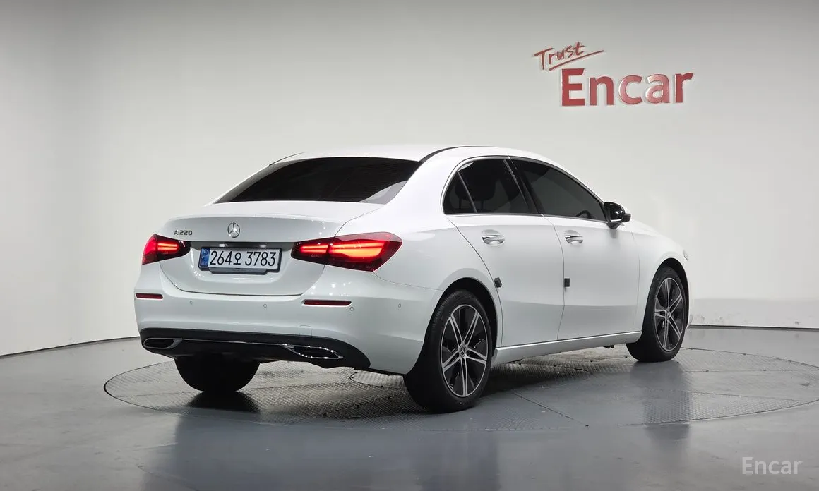 Фото 2 - Mercedes-Benz A-Class
