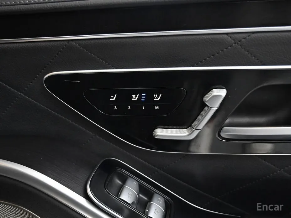 Фото 16 - Mercedes-Benz S-Class