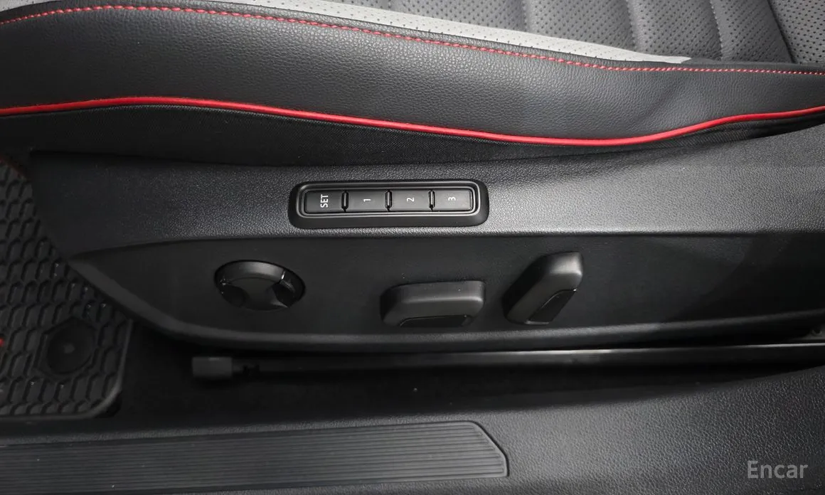 Фото 18 - Volkswagen Golf