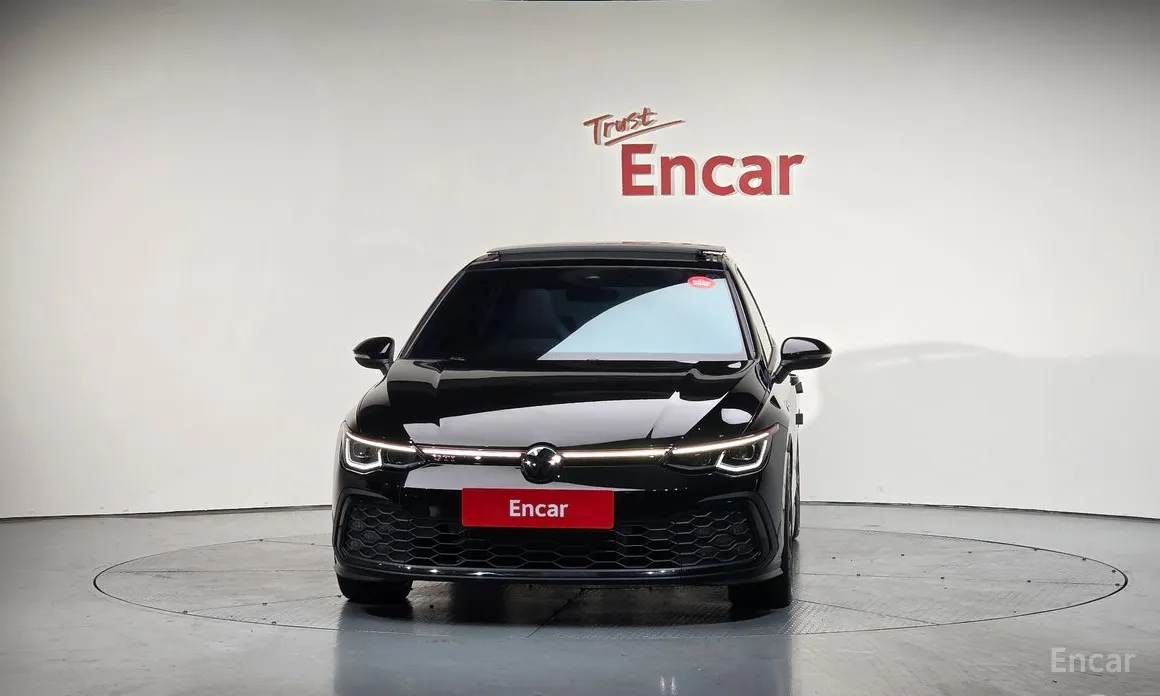 Фото 3 - Volkswagen Golf