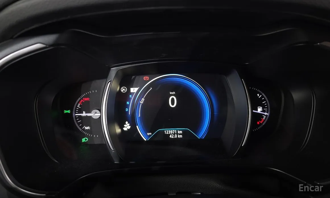 Фото 8 - Renault QM6