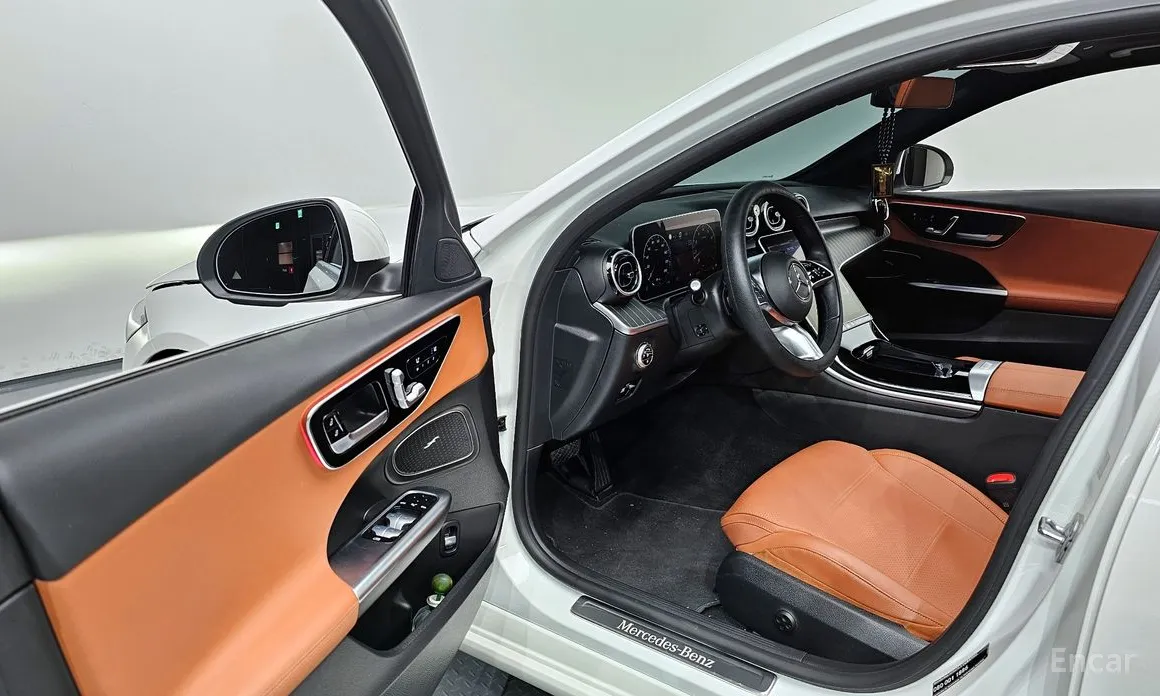 Фото 11 - Mercedes-Benz C-Class