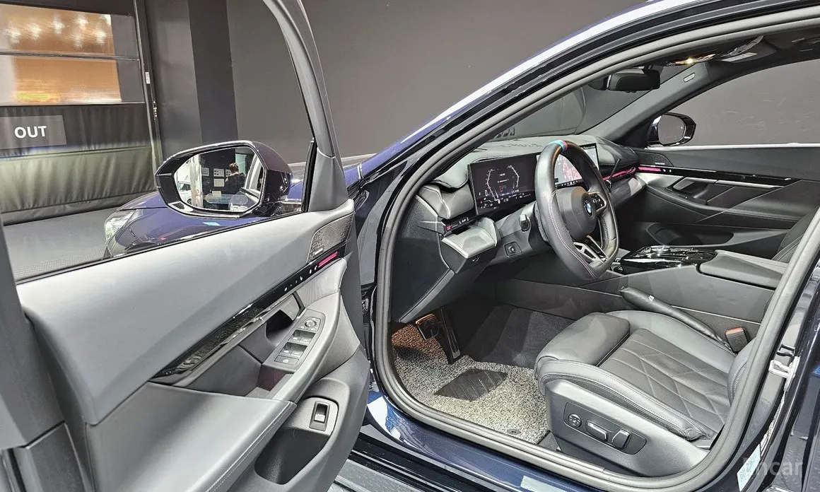 Фото 11 - BMW 5 Series