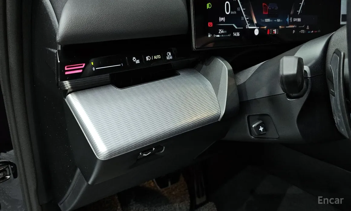 Фото 16 - BMW 5 Series