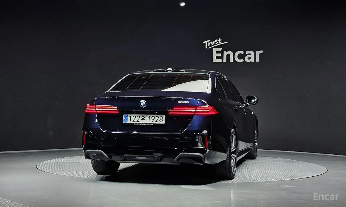 Фото 4 - BMW 5 Series