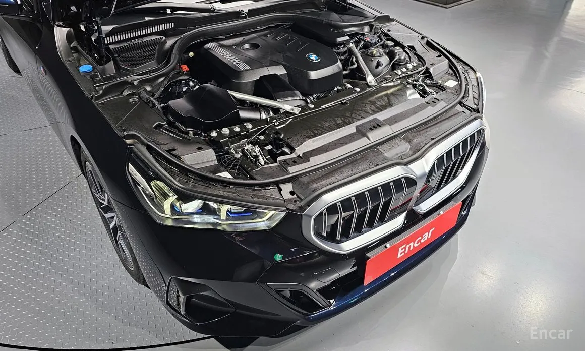 Фото 6 - BMW 5 Series