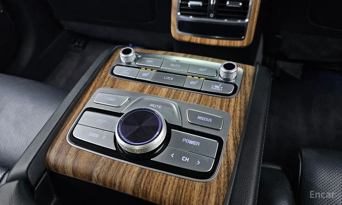 Фото 19 - Kia K9