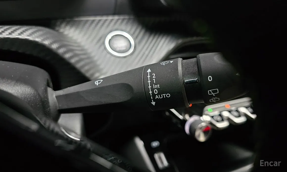 Фото 19 - Peugeot 208