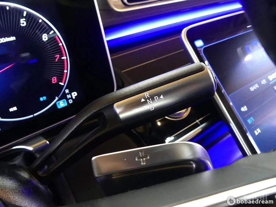 Фото 9 - Mercedes-Benz S-Class