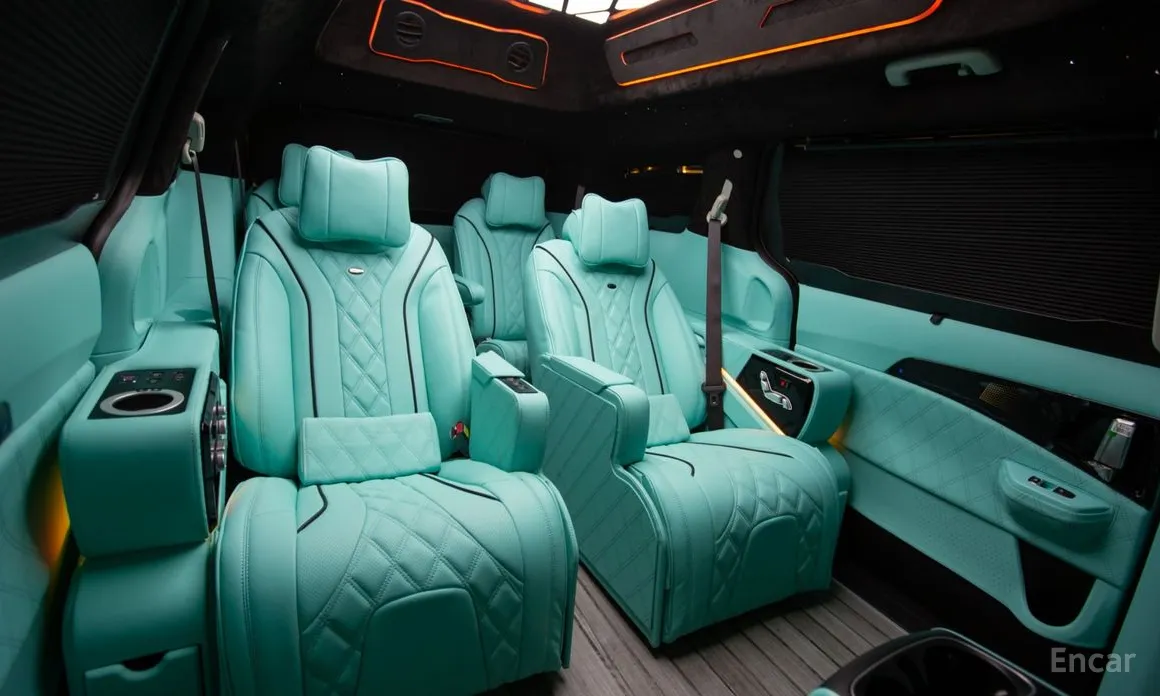 Фото 10 - Kia Carnival