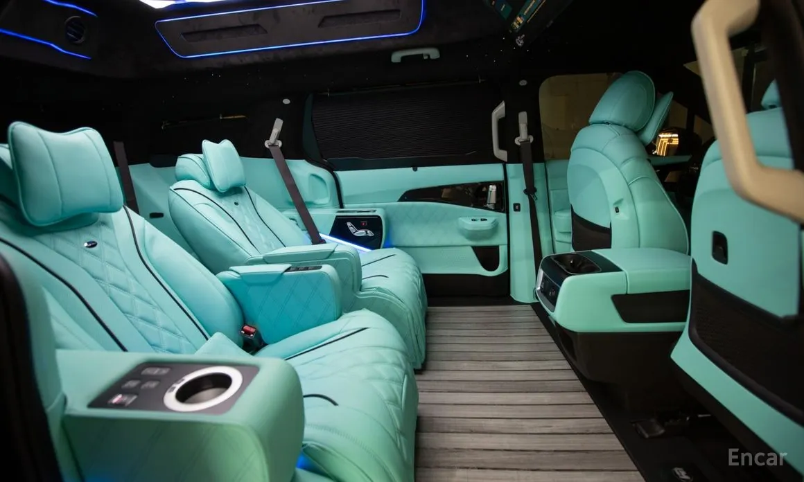 Фото 12 - Kia Carnival