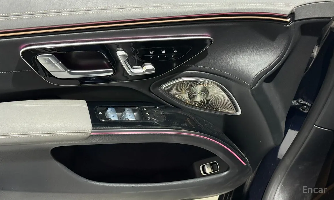 Фото 15 - Mercedes-Benz EQS