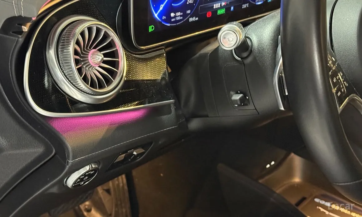 Фото 16 - Mercedes-Benz EQS