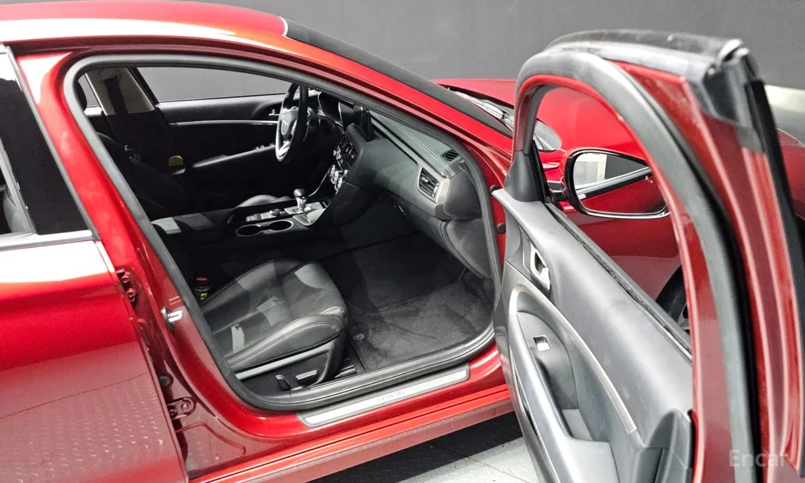 Genesis G70 2020 Gasoline 2.0T 4WD