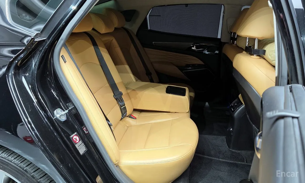 Фото 12 - Kia K7