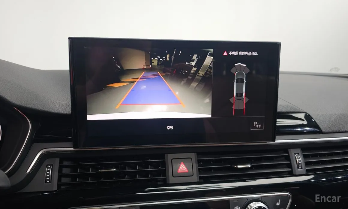 Фото 15 - Audi A4