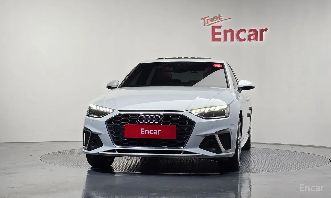 Фото 3 - Audi A4