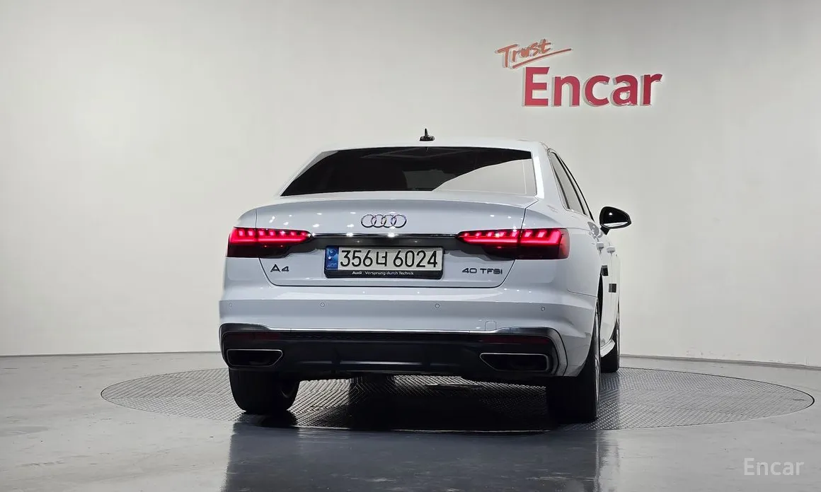 Фото 4 - Audi A4