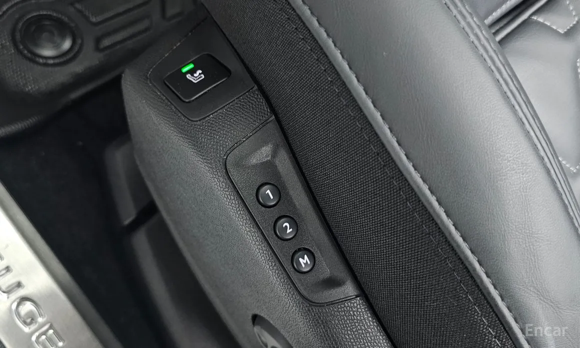 Фото 18 - Peugeot 5008