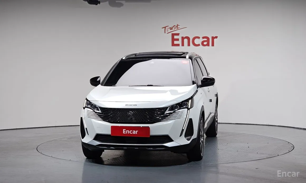 Фото 3 - Peugeot 5008