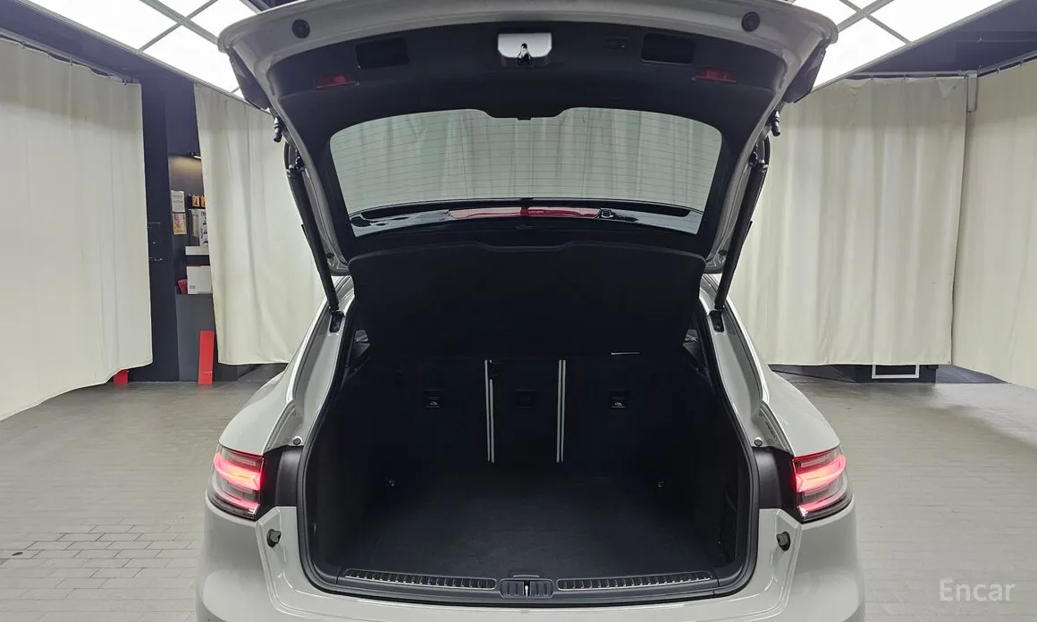 Фото 20 - Porsche Macan