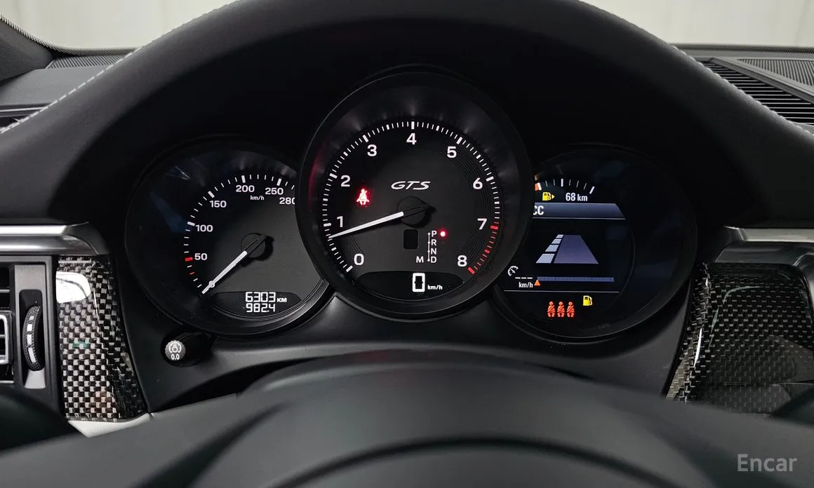 Фото 8 - Porsche Macan