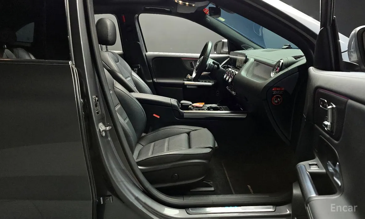 Фото 11 - Mercedes-Benz EQA