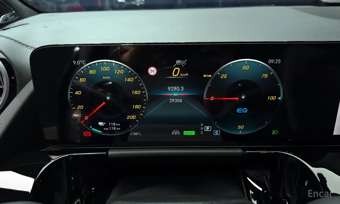 Фото 8 - Mercedes-Benz EQA