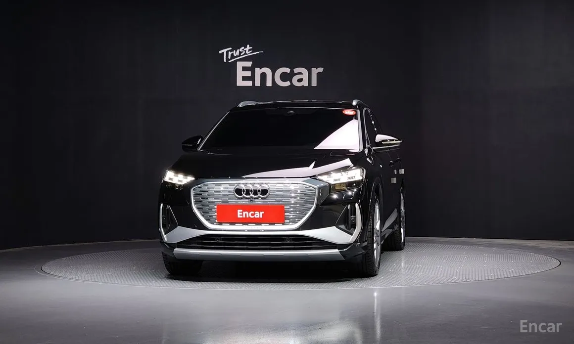 Фото 3 - Audi Q4 e-tron