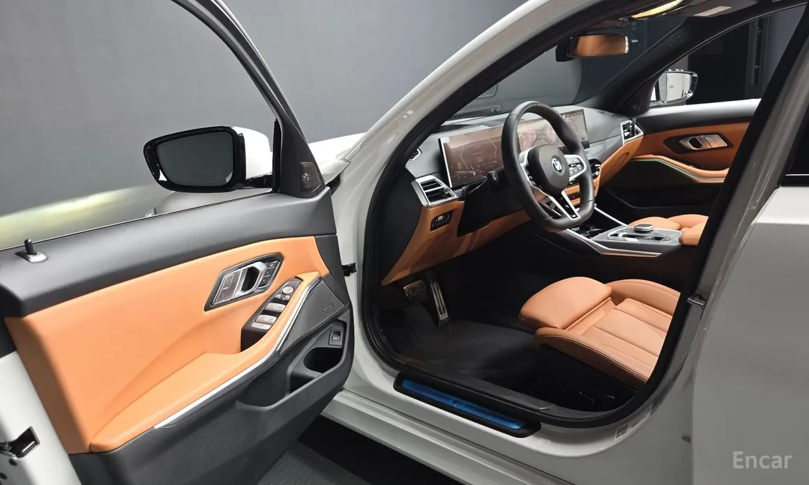 Фото 10 - BMW 3 Series