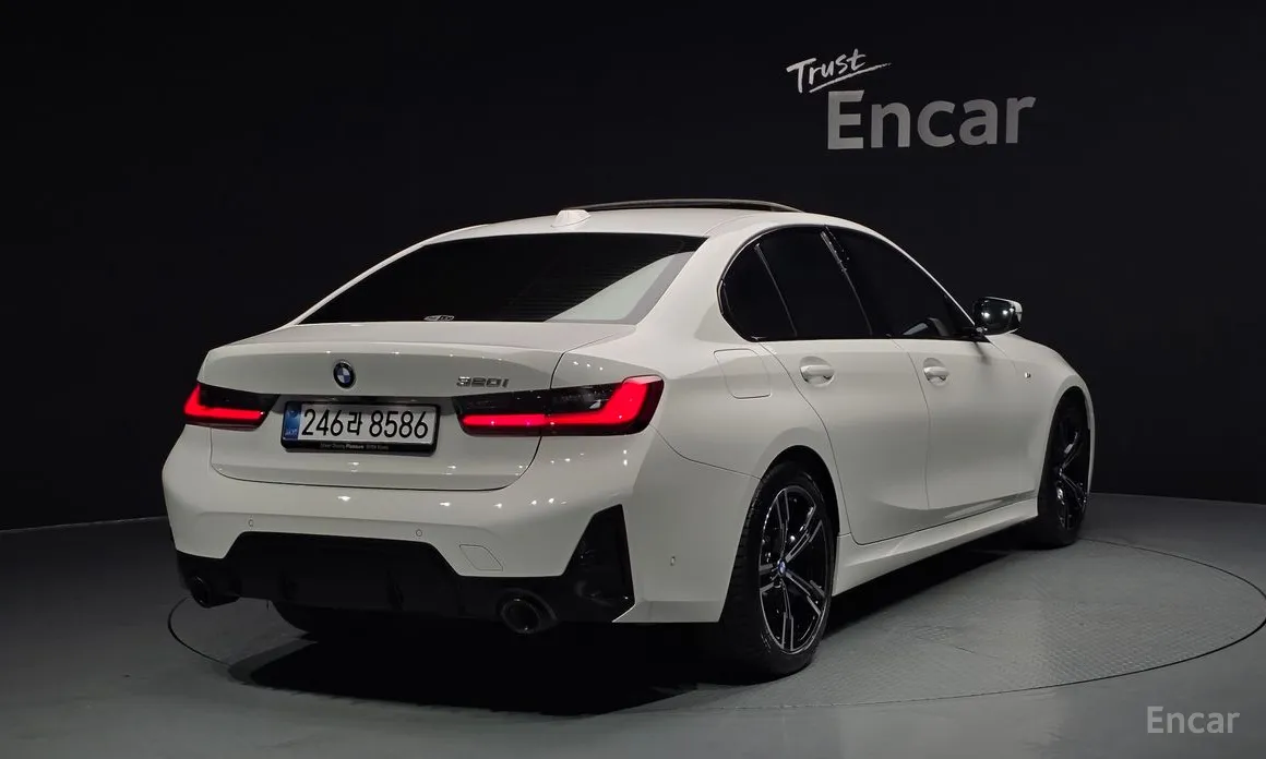 Фото 2 - BMW 3 Series