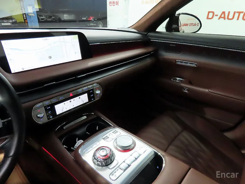 Фото 11 - Genesis G90