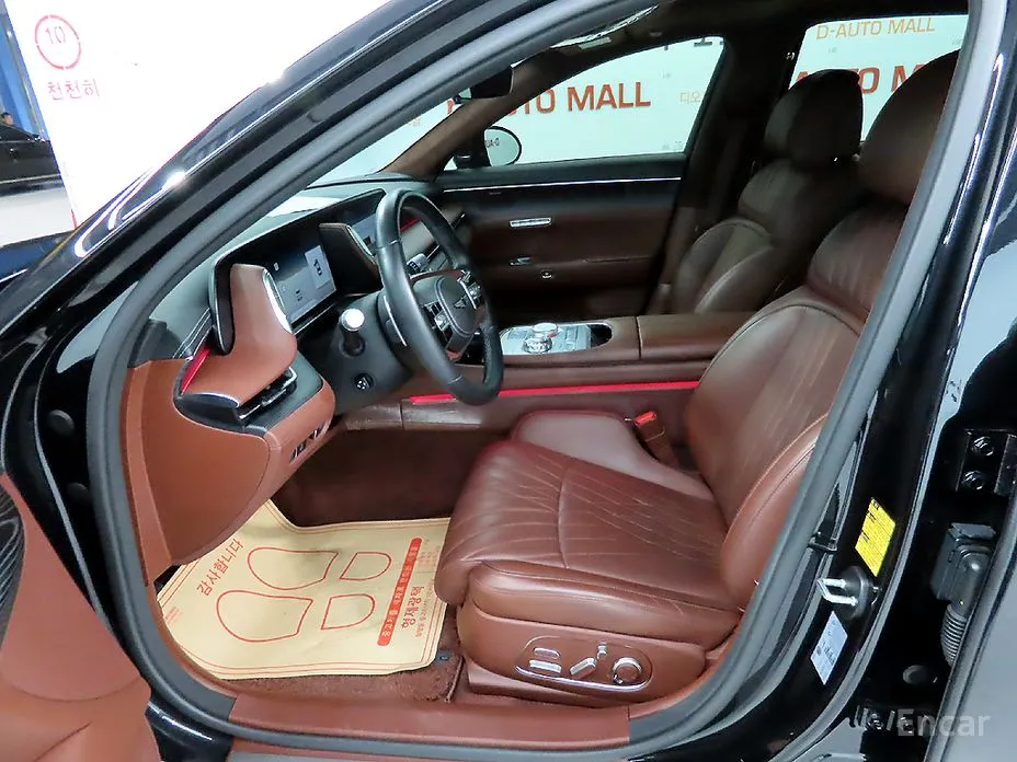 Фото 19 - Genesis G90