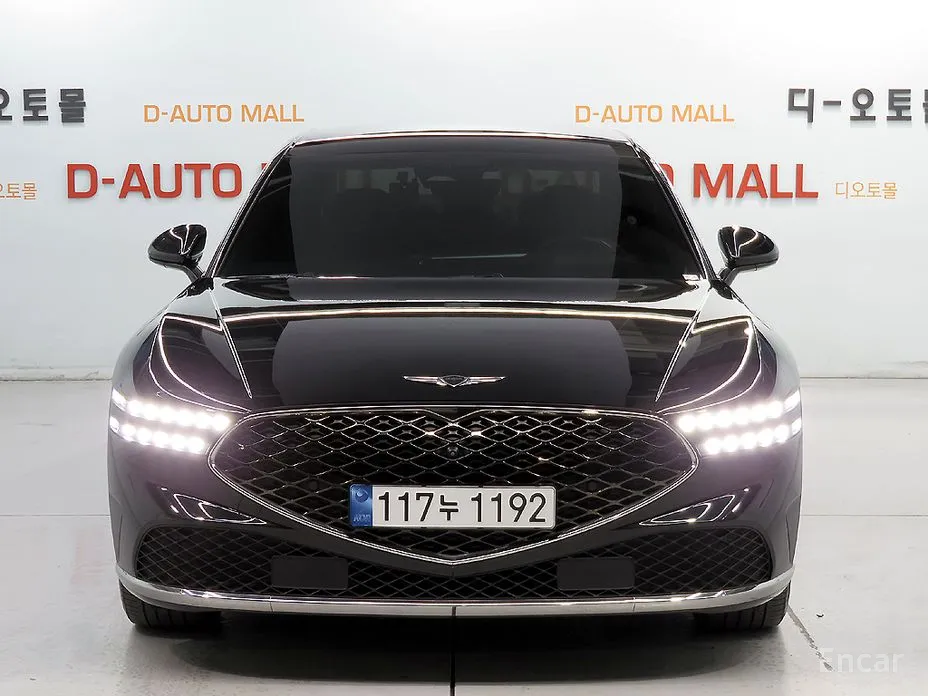 Фото 3 - Genesis G90