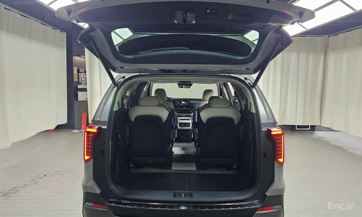 Фото 20 - Kia Carnival